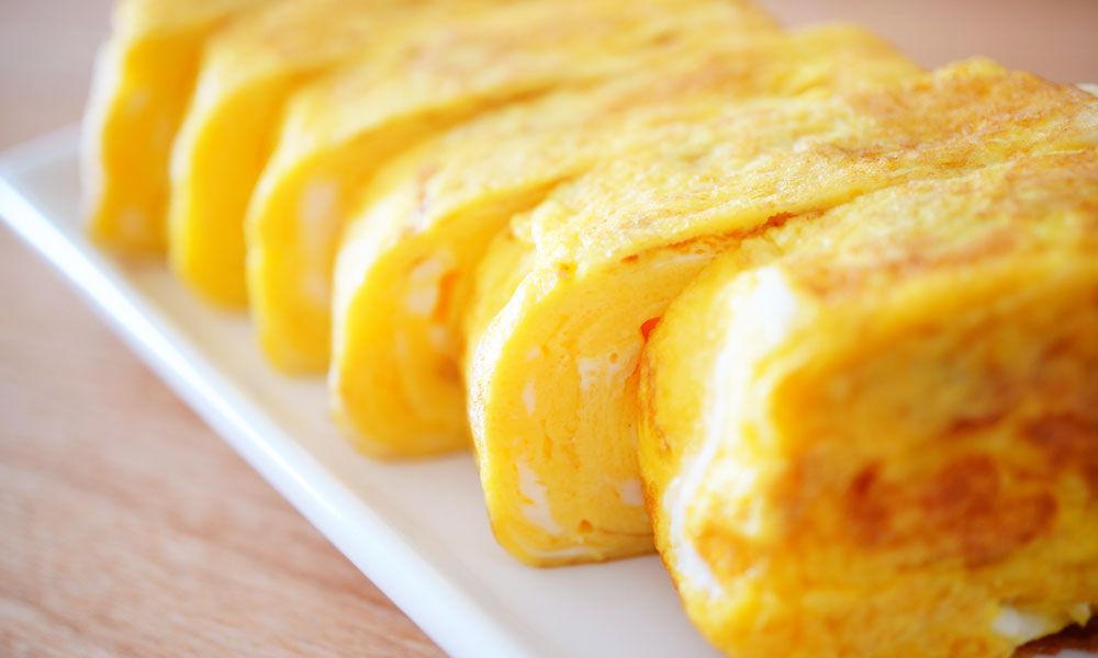 Carry the Flavor Home: Tamagoyaki as Everyday Japanese culture, Preserved with Japanese Calligraphy
